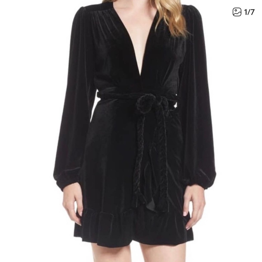 Misa Los Angeles Black Velvet Wrap Dress with Braided tie side Size Large - Picture 2 of 11
